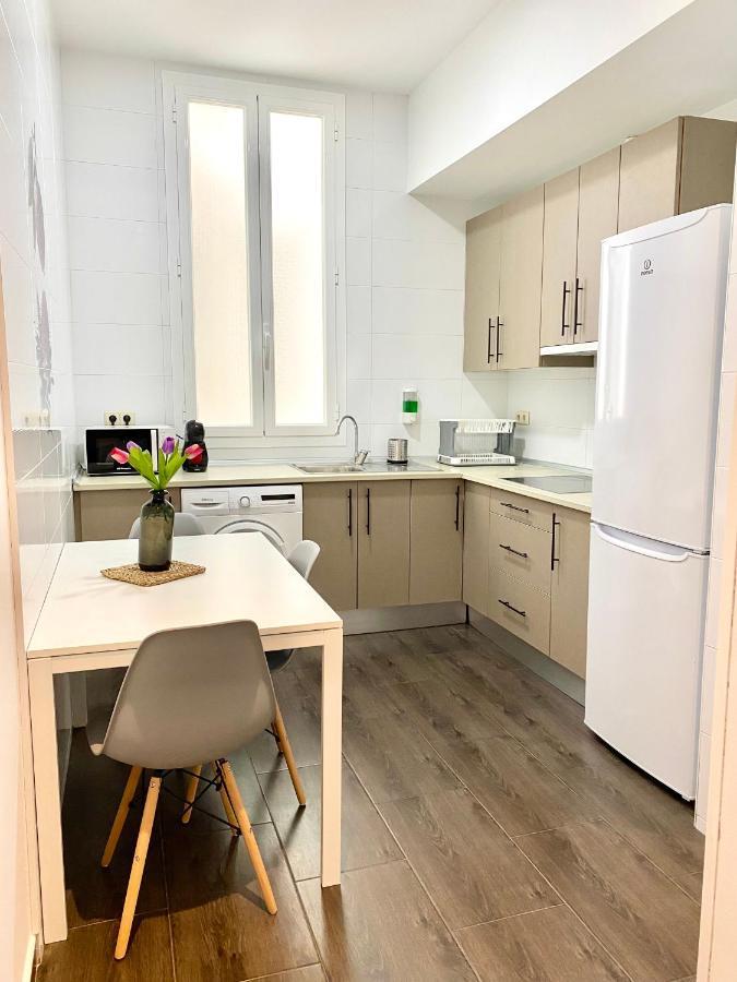 Apartamentos Fuencarral II Madrid Ngoại thất bức ảnh