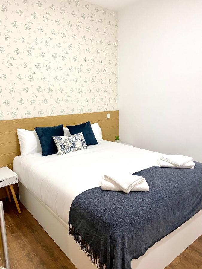 Apartamentos Fuencarral II Madrid Ngoại thất bức ảnh