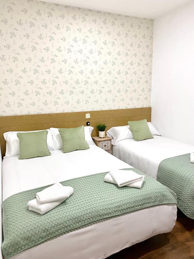 Apartamentos Fuencarral II Madrid Ngoại thất bức ảnh